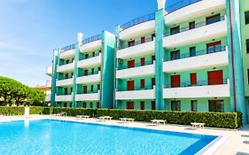 Residence Roberta con piscina - Agenzia Cocal